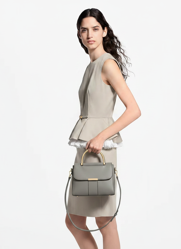 BORSA ELENA